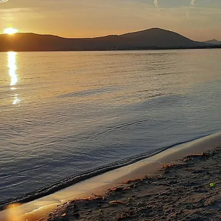 Fronte Mare Con Giardino E Barbeque דירה *