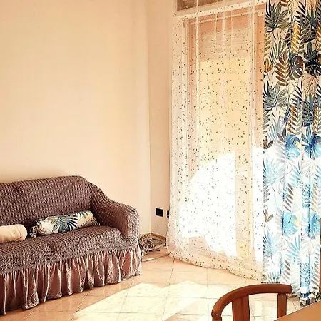 Fronte Mare Con Giardino E Barbeque Appartamento *