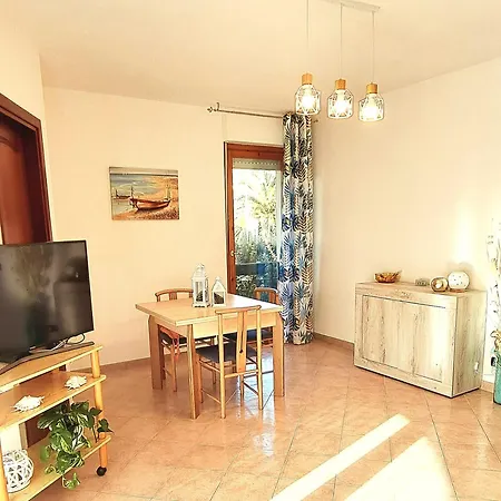 Apartamento Fronte Mare Con Giardino E Barbeque *